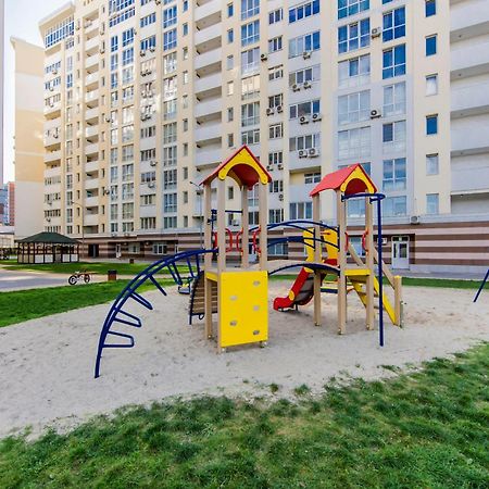 Стильна квартира в сучасному комплексі метро Нивки Киев Экстерьер фото